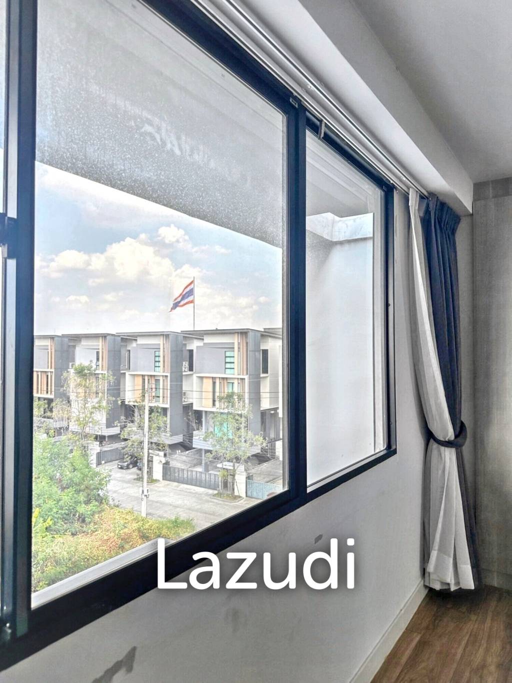 Prime Office for Sale and Rent Near Lertlah School – Fully Furnished