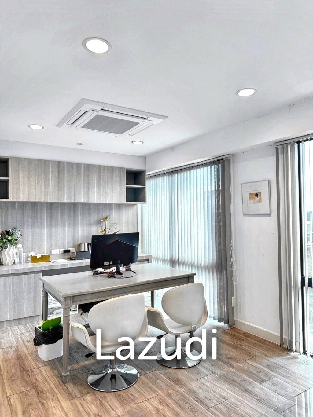 Prime Office for Sale and Rent Near Lertlah School – Fully Furnished