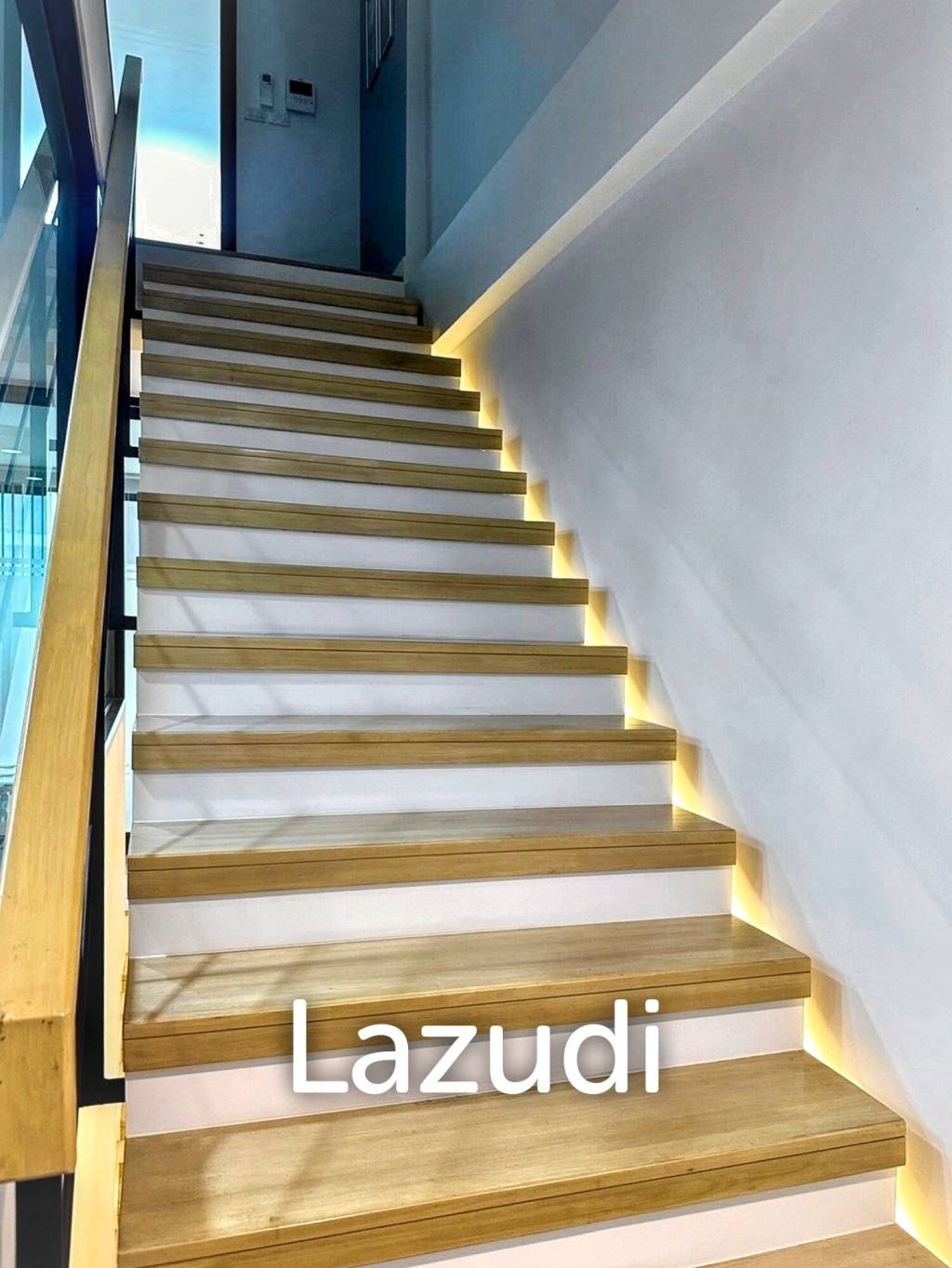 Prime Office for Sale and Rent Near Lertlah School – Fully Furnished