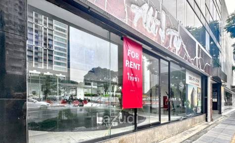 Retail Space for Rent on Naradhiwas Main Road, Sathorn – Prime Location!