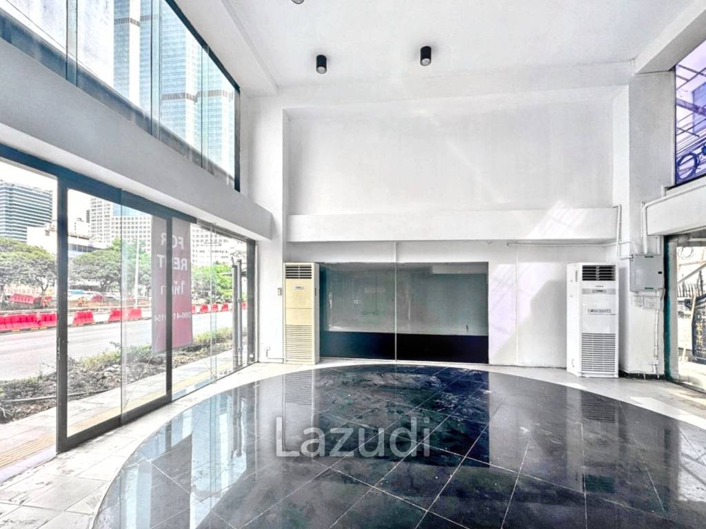 Retail Space for Rent on Naradhiwas Main Road, Sathorn – Prime Location!