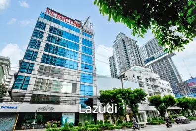 Retail Space for Rent on Naradhiwas Main Road, Sathorn – Prime Location!