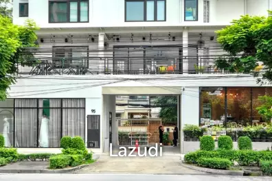 Commercial Office Space for Rent – Prime Location in Sathorn, Bangkok CBD