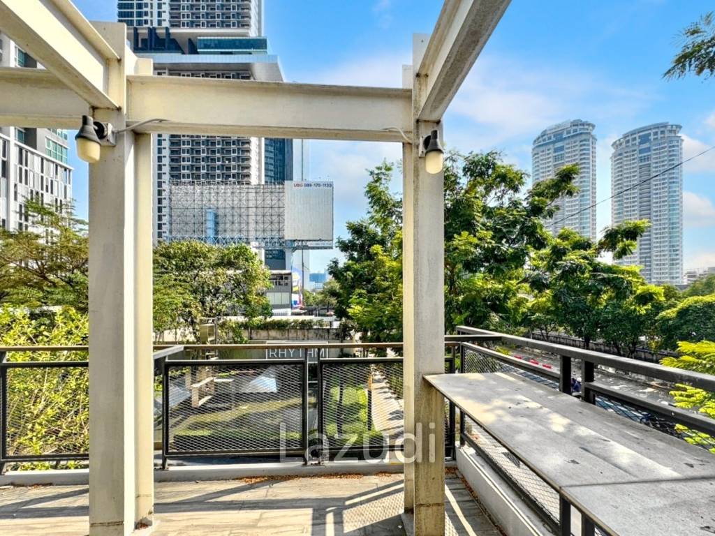 Commercial Office Space for Rent – Prime Location in Sathorn, Bangkok CBD