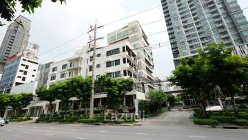 Top Floor Office for Rent with Stunning City Views – Sathorn, Bangkok