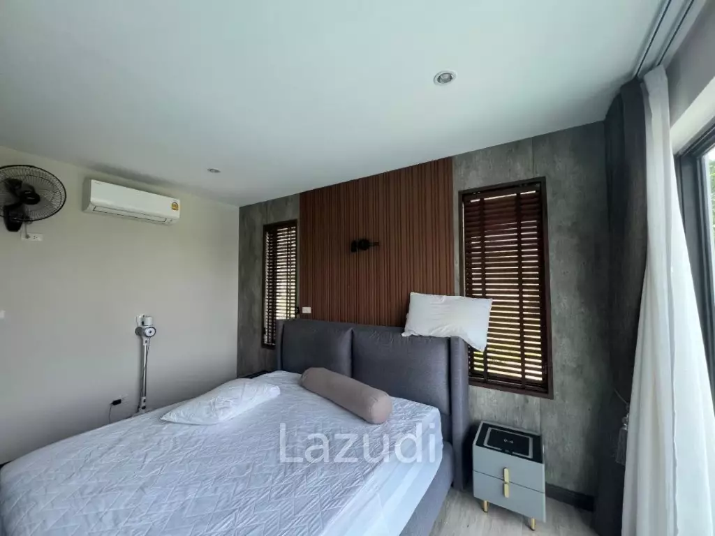 2 STOREY LUXURY VILLA ON SOI 102  : 5 bed in town