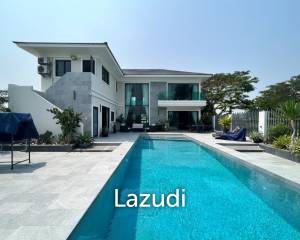 2 STOREY LUXURY VILLA ON SOI 102  : 5 bed in town