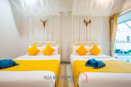 Stunning Pool Villa (4 Bed, 3 Bath)