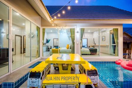Stunning Pool Villa (4 Bed, 3 Bath)