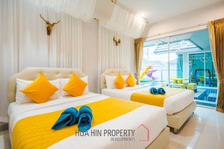 Stunning Pool Villa (4 Bed, 3 Bath)