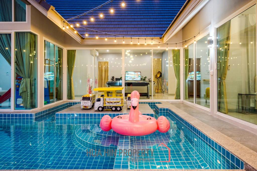 Stunning Pool Villa (4 Bed, 3 Bath)