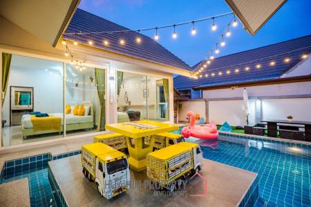 Stunning Pool Villa (4 Bed, 3 Bath)