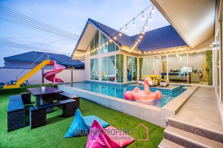 Stunning Pool Villa (4 Bed, 3 Bath)
