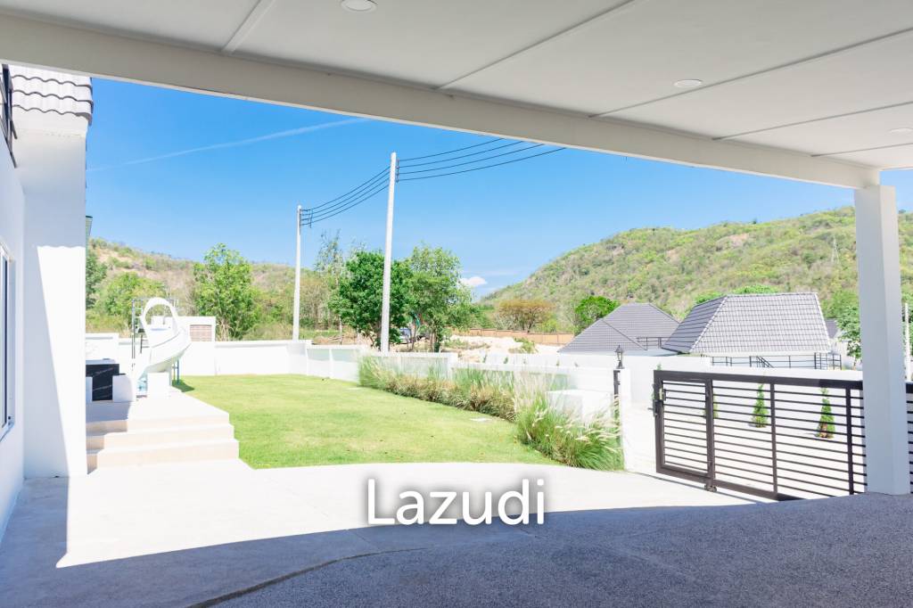 4 Beds 3 Baths 270 SQ.M Pavilion Ville