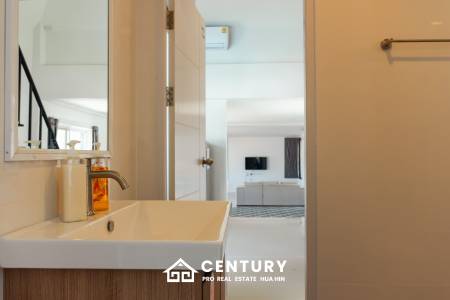 4 Beds 3 Baths 270 SQ.M Pavilion Ville