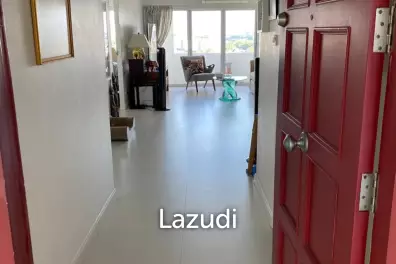 1 bed 1 bath 2 balconies condo for sale