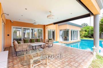 4 Beds 4 Baths 400 SQ.M. Siam Royal View Pattaya