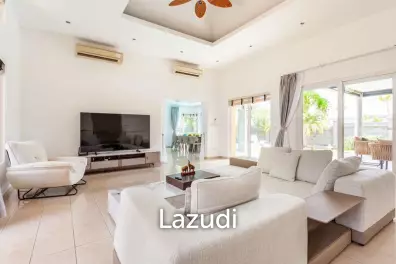 4 Beds 4 Baths 400 SQ.M. Siam Royal View Pattaya