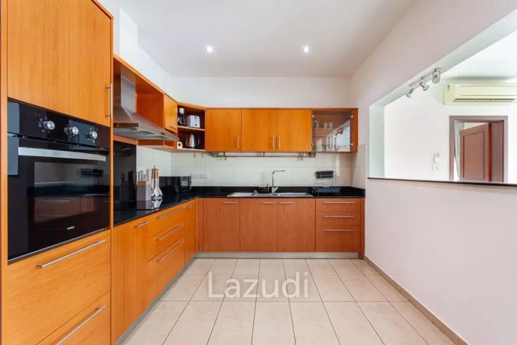 4 Beds 4 Baths 400 SQ.M. Siam Royal View Pattaya