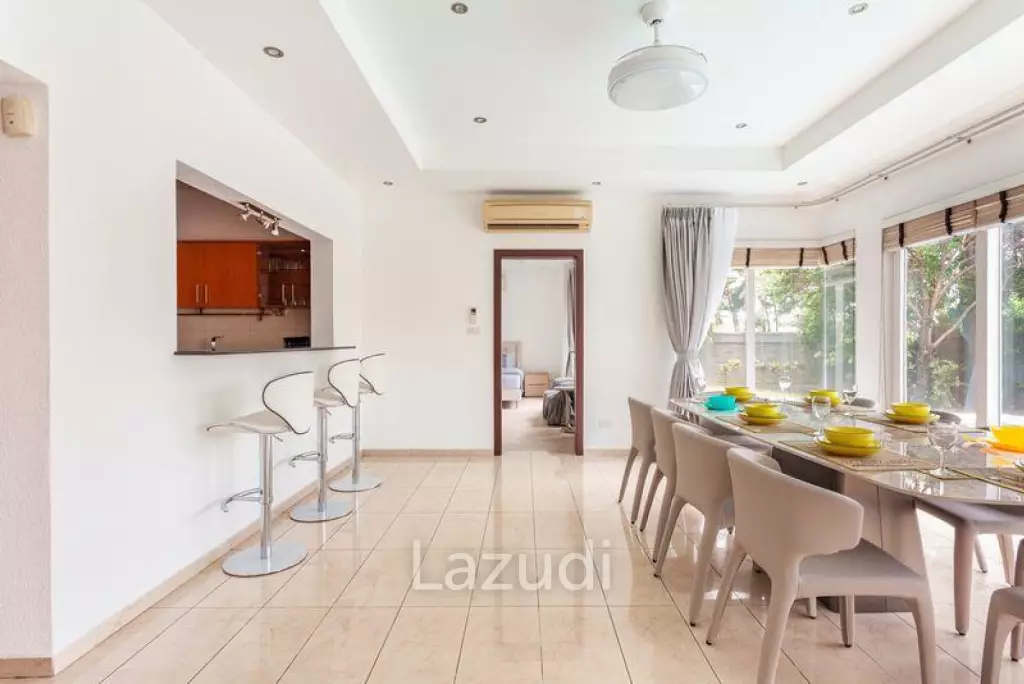 4 Beds 4 Baths 400 SQ.M. Siam Royal View Pattaya