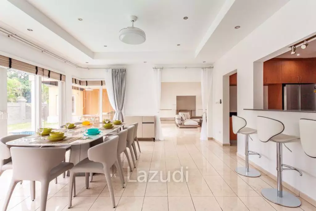 4 Beds 4 Baths 400 SQ.M. Siam Royal View Pattaya