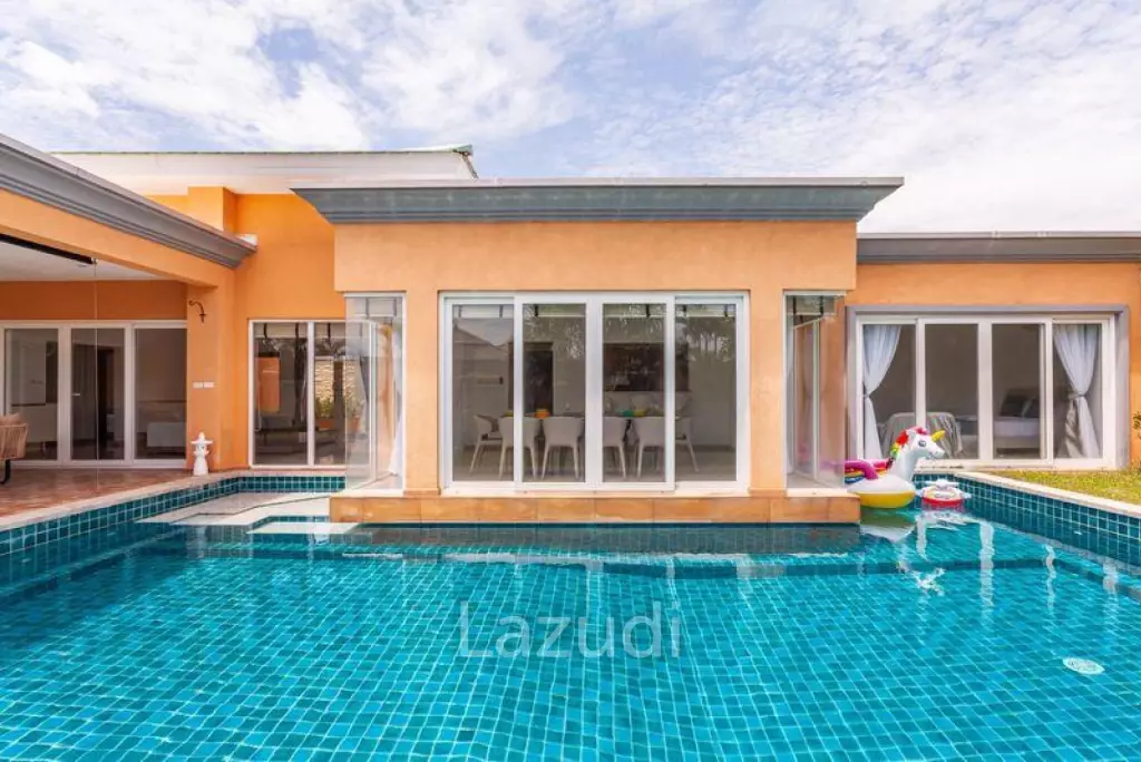 4 Beds 4 Baths 400 SQ.M. Siam Royal View Pattaya