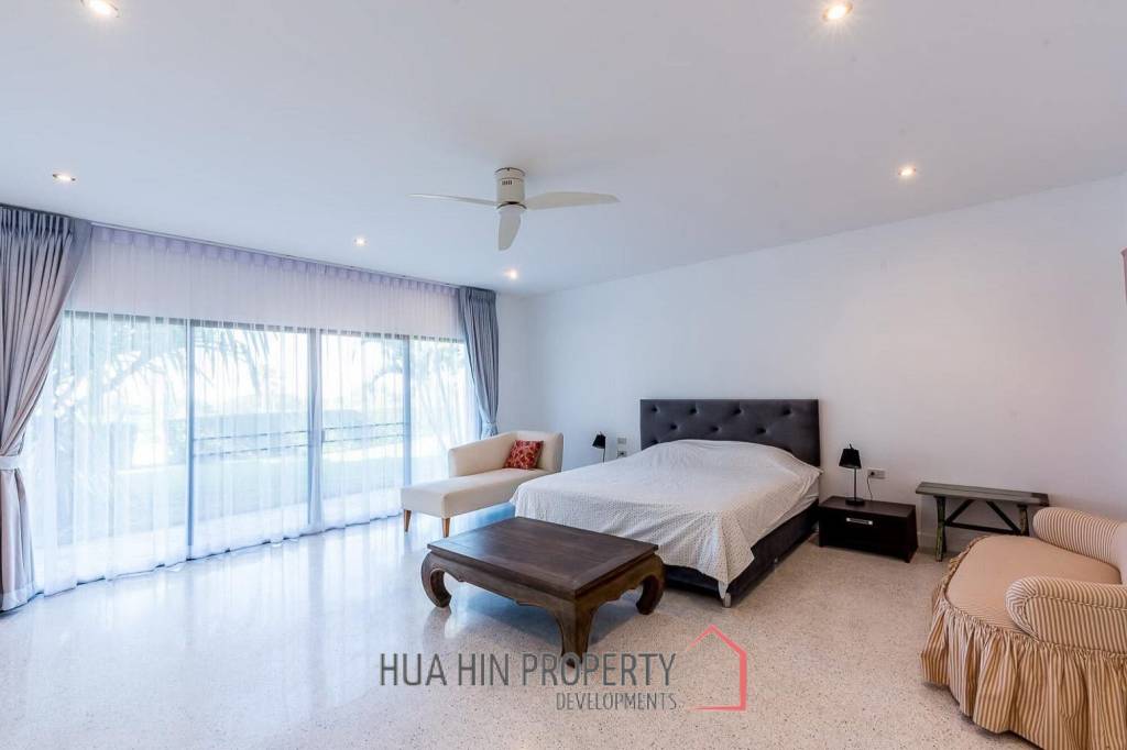 PALM HILL CONDO  : 3 bed ground floor unit