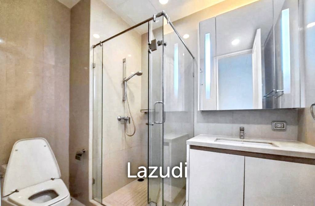 3 Bedrooms 4 Bathrooms 160 SQ.M Q Langsuan