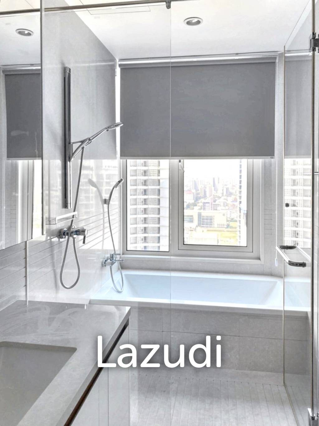 3 Bedrooms 4 Bathrooms 160 SQ.M Q Langsuan