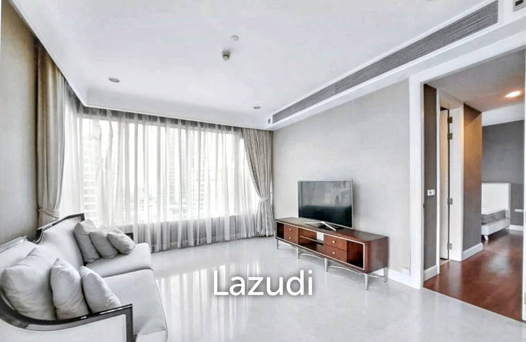 3 Bedrooms 4 Bathrooms 160 SQ.M Q Langsuan