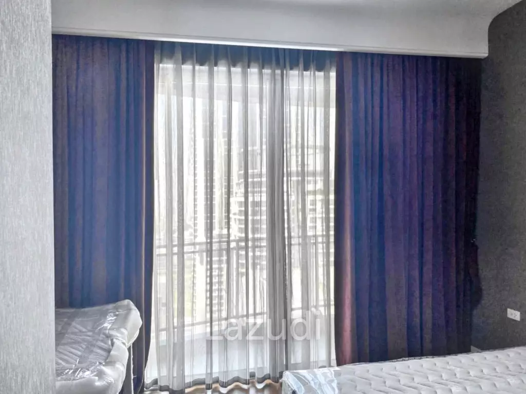 3 Bedrooms 4 Bathrooms 160 SQ.M Q Langsuan