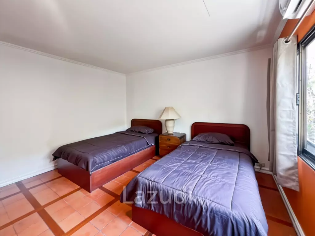 Spacious 2-Bedroom Condo with Golf Course and Sea View in Palm Hills Condominium