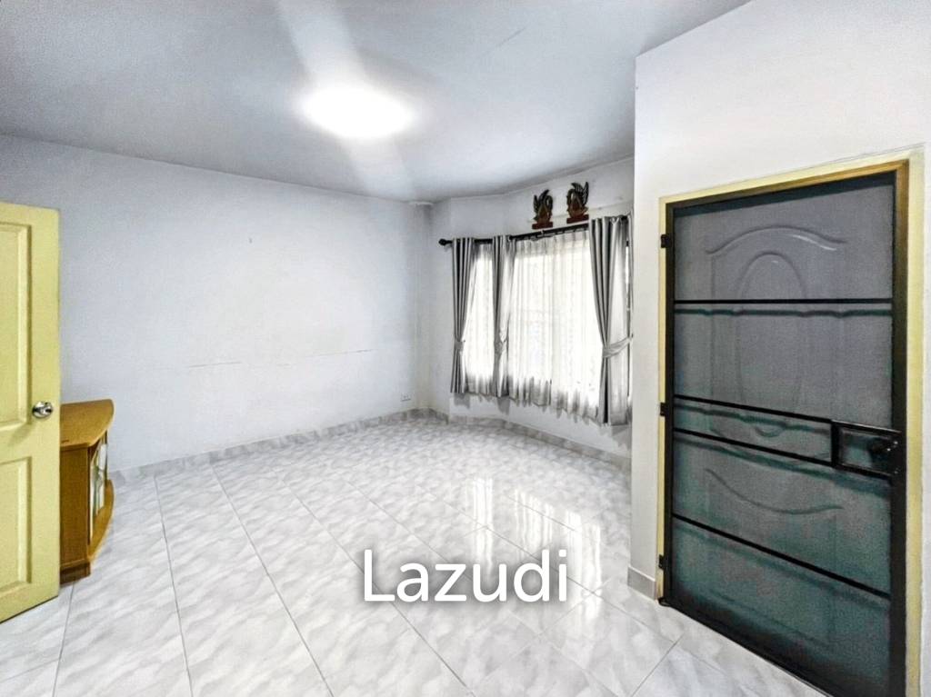 Affordable 3-Bedroom Townhouse in Ban Mai Nonthaburi