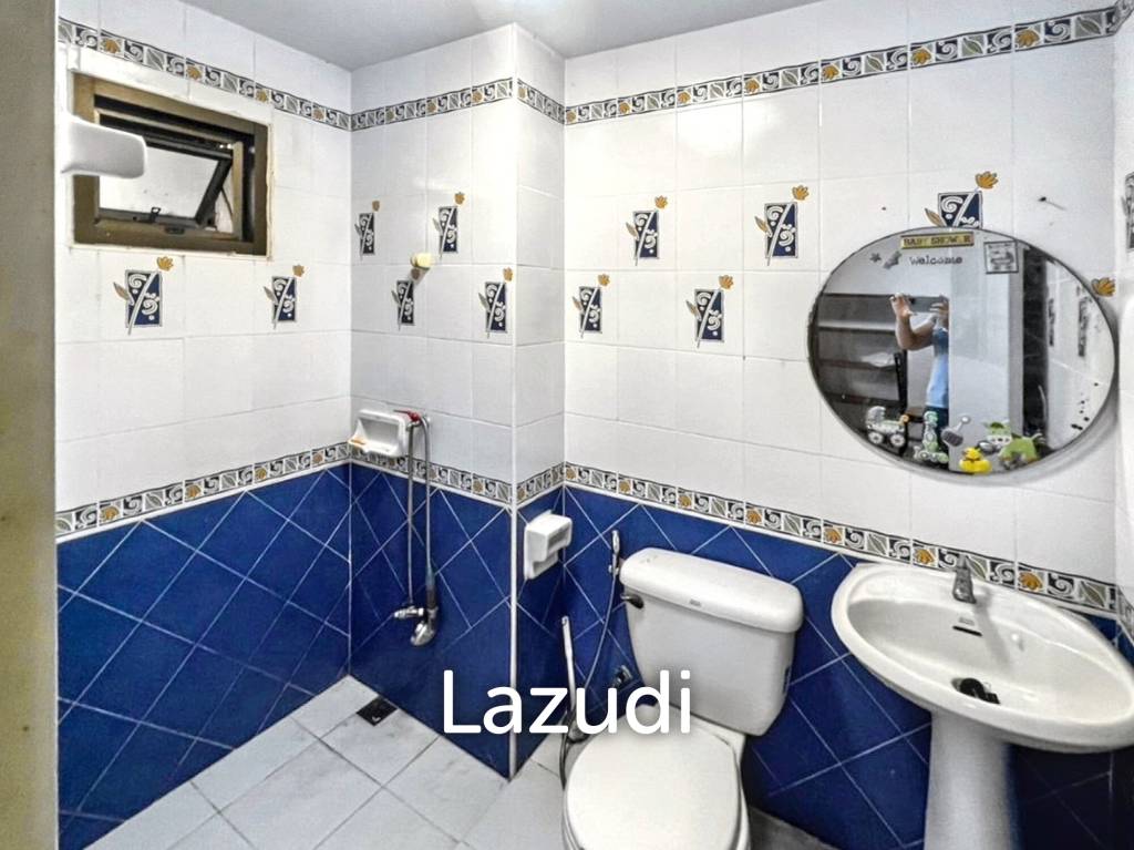 Affordable 3-Bedroom Townhouse in Ban Mai Nonthaburi