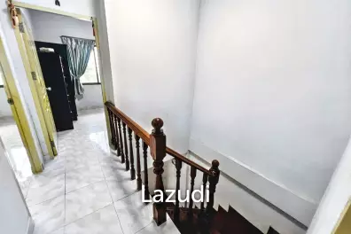 Affordable 3-Bedroom Townhouse in Ban Mai Nonthaburi