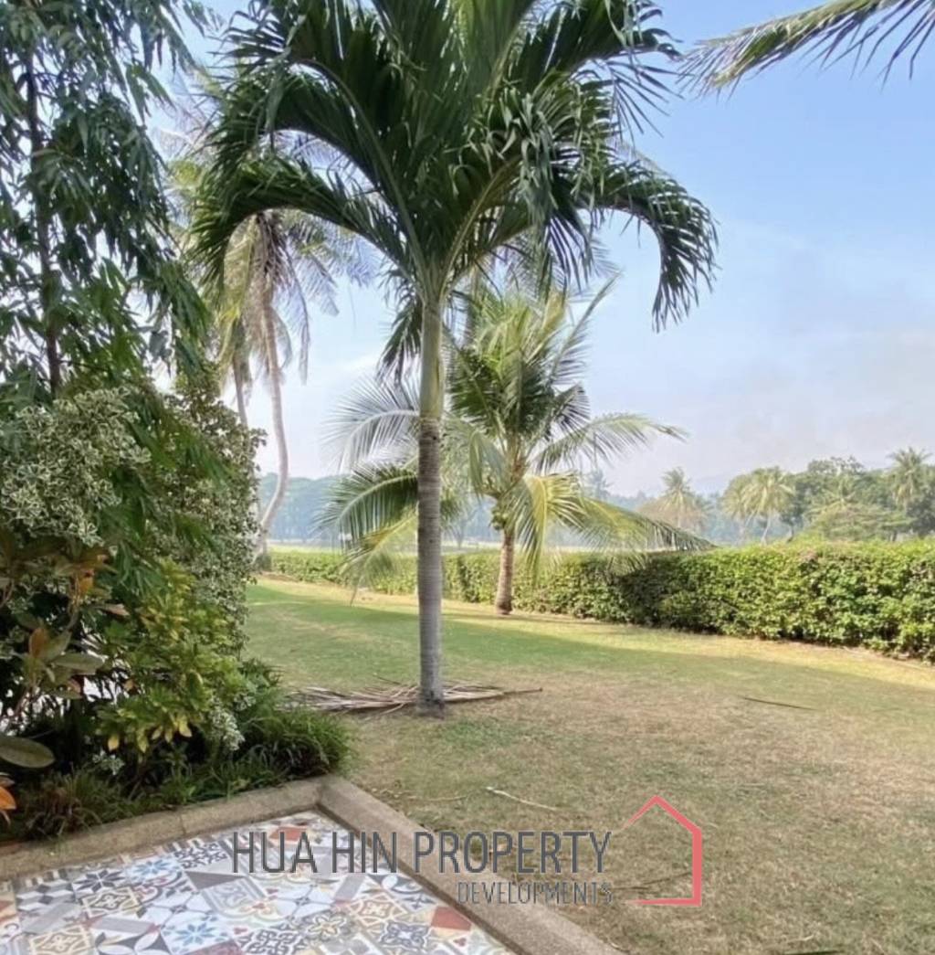 PALM HILL CONDO  : 3 bed utilities condo