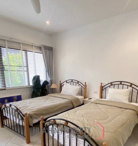 PALM HILL CONDO  : 3 bed utilities condo