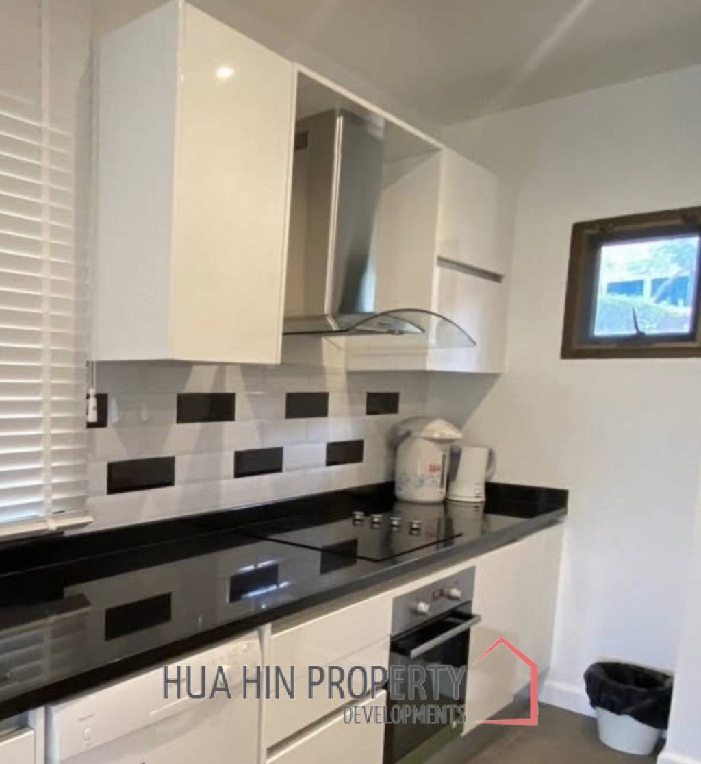 PALM HILL CONDO  : 3 bed utilities condo