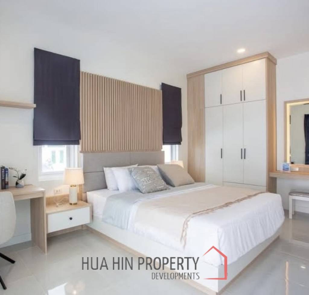 HUA HIN GRAND HILL : 3 bed new pool villa