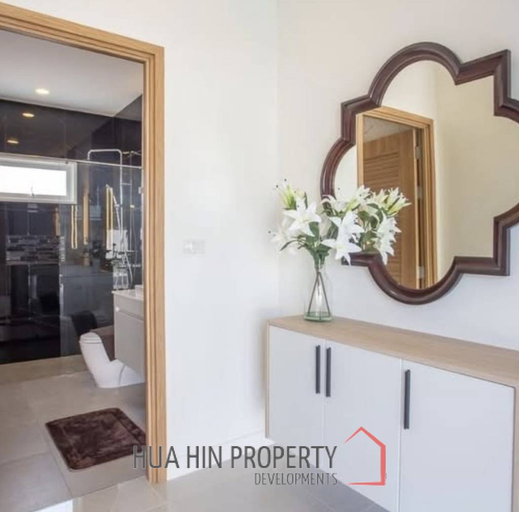 HUA HIN GRAND HILL : 3 bed new pool villa