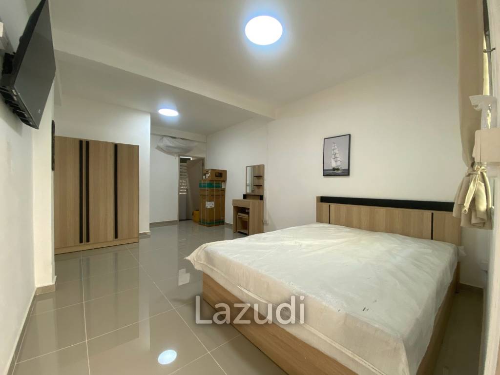15 Rooms 550 SQ.M. Apartment in Central Pattaya