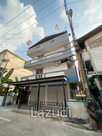15 Rooms 550 SQ.M. Apartment in Central Pattaya