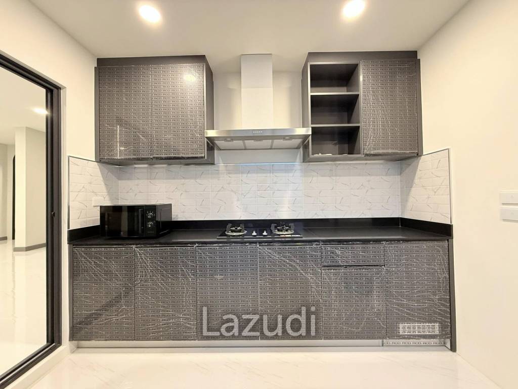 4 Bed 5 Bath 351 SQ.M The City Bangna
