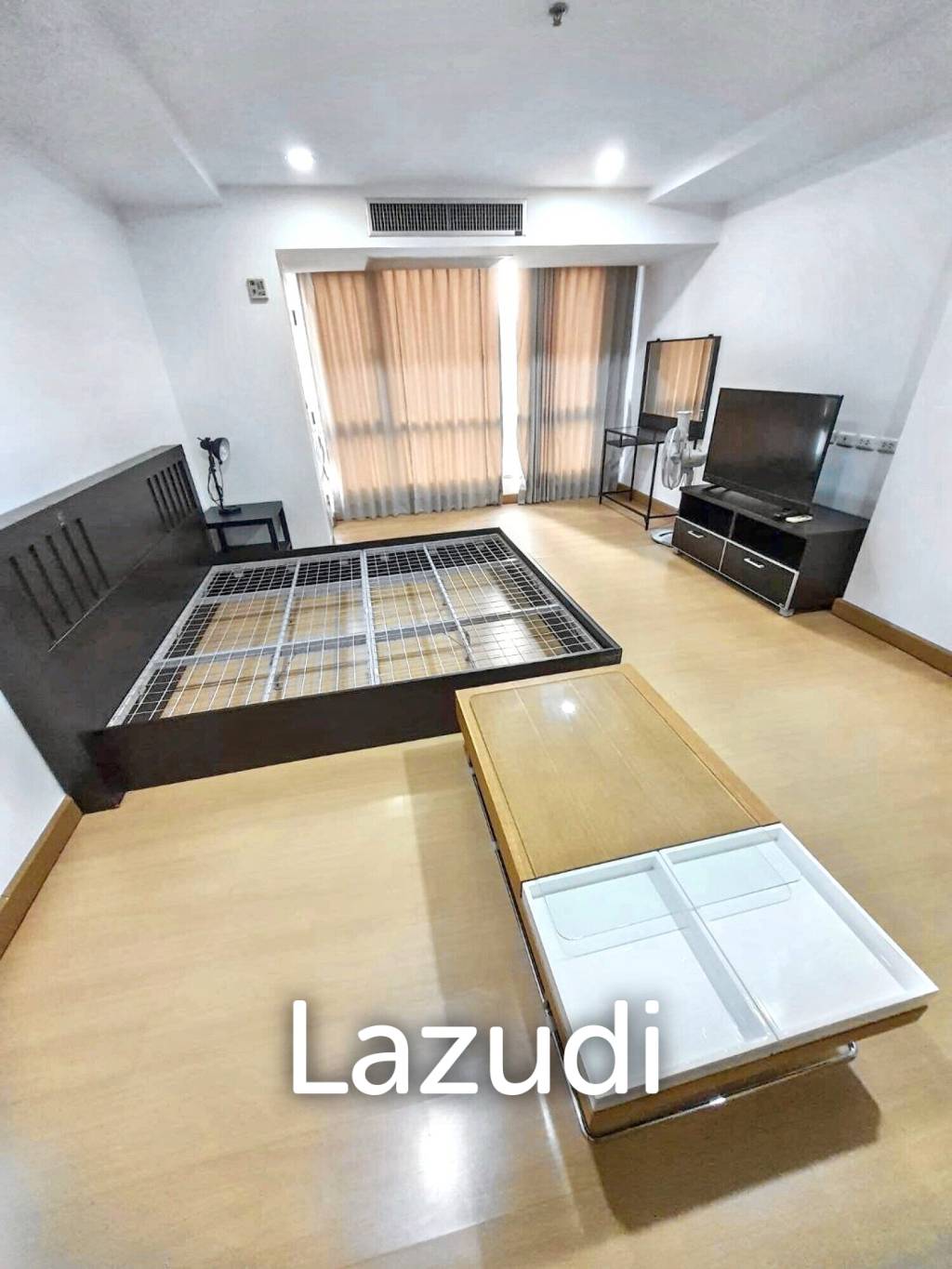 Studio 1 Bath 35 SQ.M The Trendy Condominium
