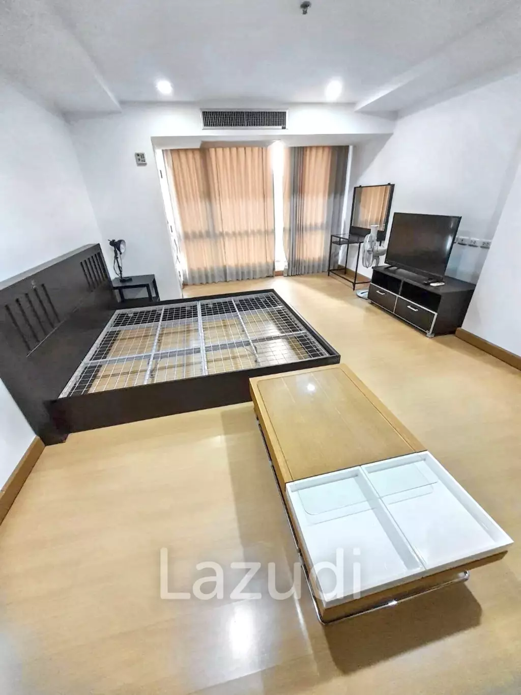 Studio 1 Bath 35 SQ.M The Trendy Condominium