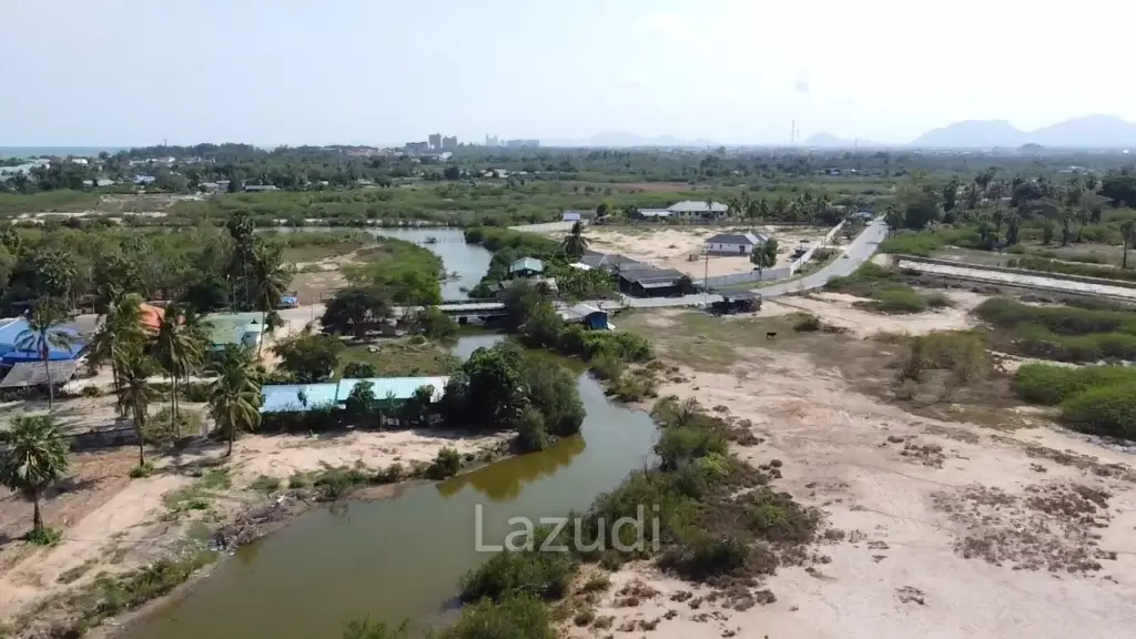 Coastal Land for Sale in Bang Kao Cha Am- Prime Freehold
