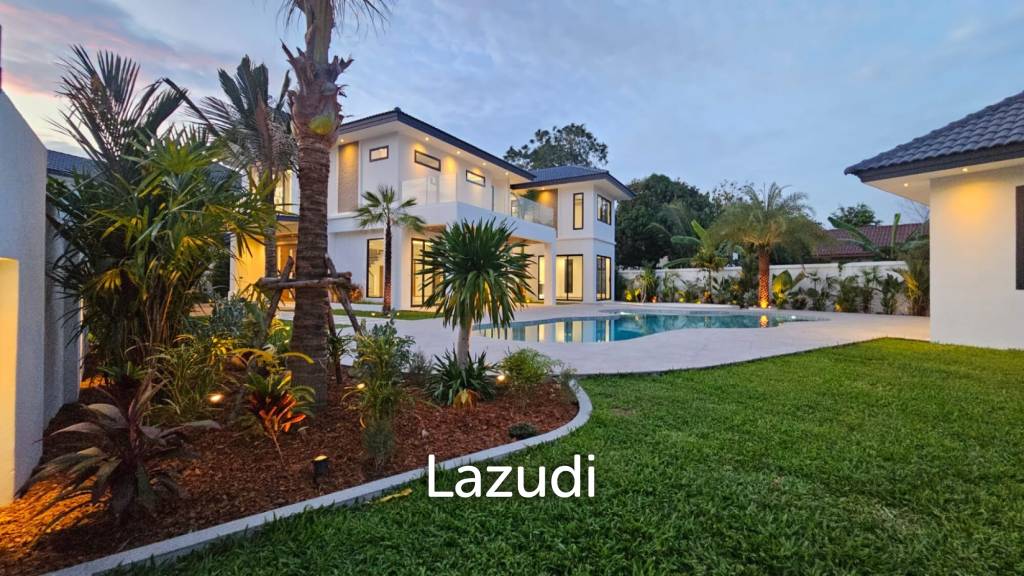 Luxury 4-Bedroom Villa in Chalong Mueang Phuket