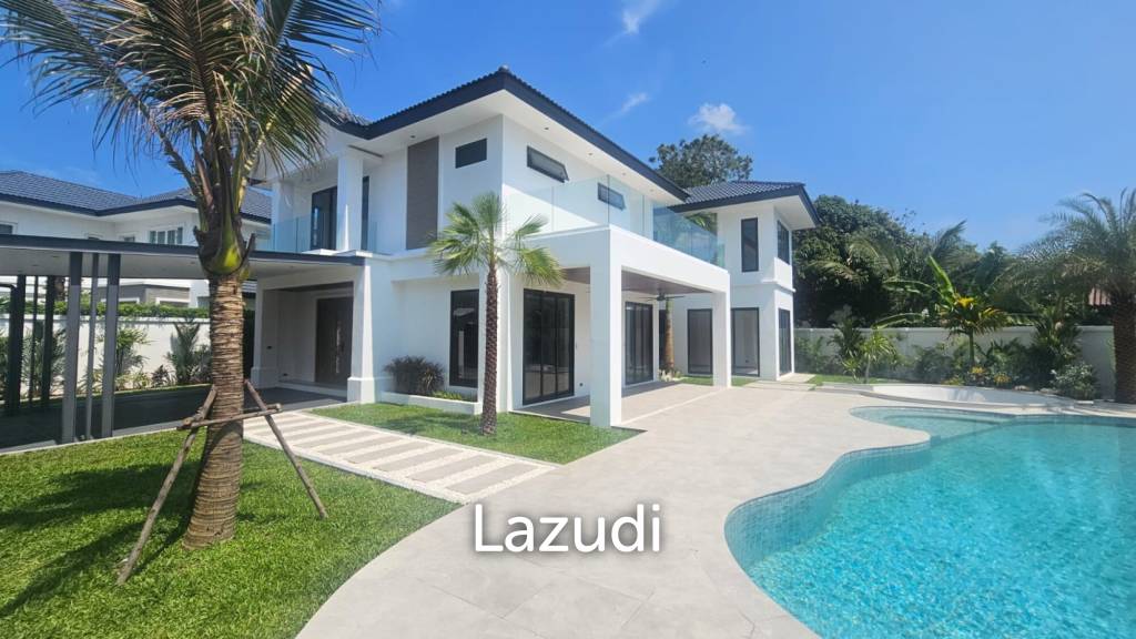Luxury 4-Bedroom Villa in Chalong Mueang Phuket