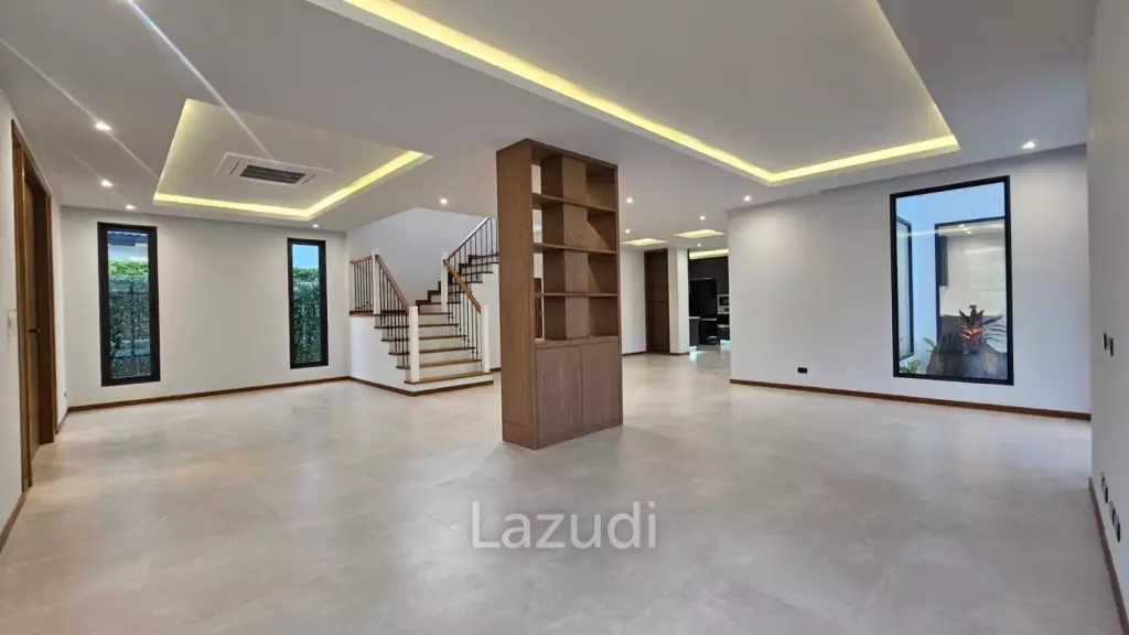 Luxury 4-Bedroom Villa in Chalong Mueang Phuket