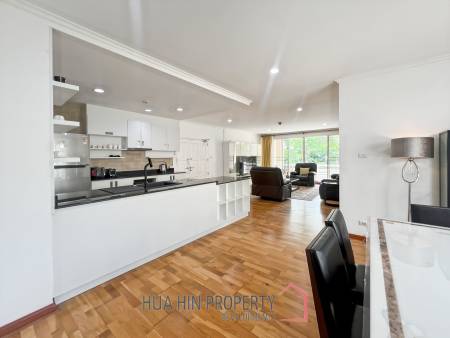 Exclusive 3-Bedroom Condo With Ocean View in Baan San Ploen For Sale/Rent